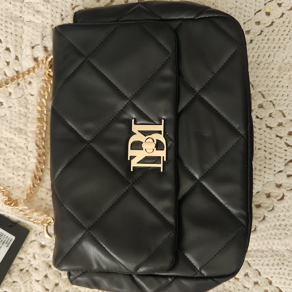 Badgley Mischka Black Quilted Crossbody with Gold Chain - Picture 3 of 9
